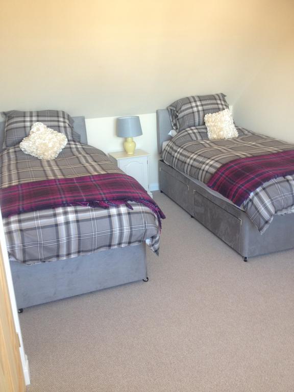 Acorn Apartment Dufftown Extérieur photo